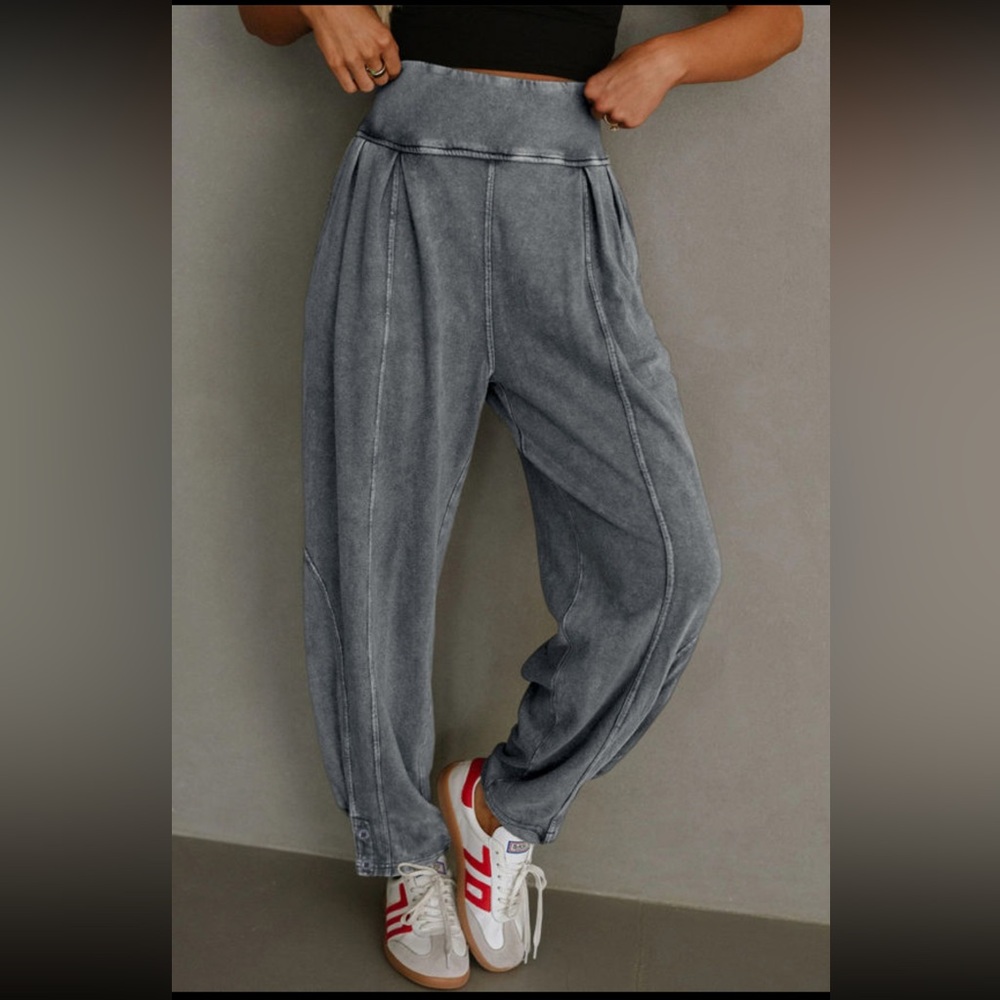 High-Waist Pleated Relaxed Jogger Pants - Gray